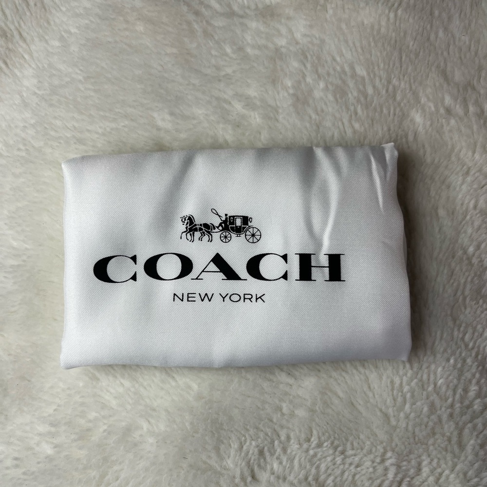 Coach Outlet Medium sized dust bag